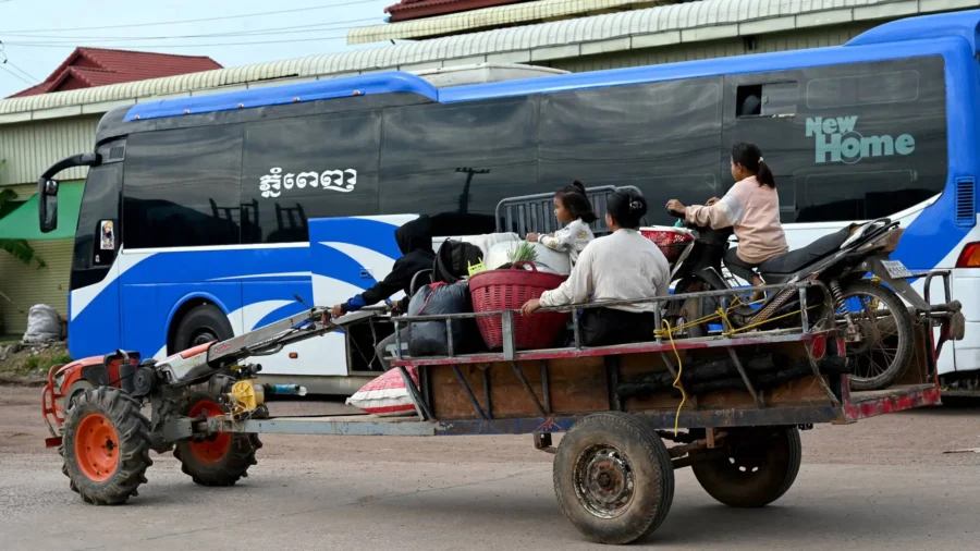 More Than 100,000 Displaced as Thailand–Cambodia Border Tensions Escalate