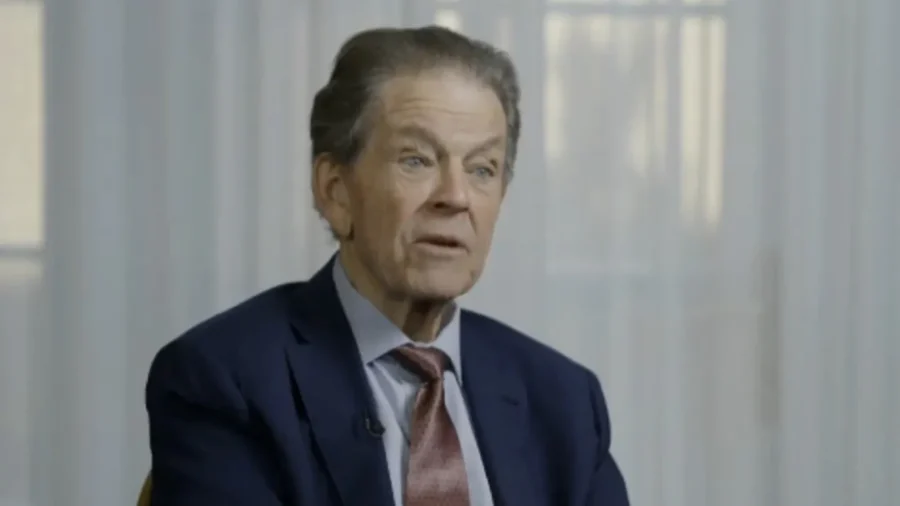 Economist Arthur Laffer on Trump's Economic Policies and Whether Fed Chair Jerome Powell Could Be Replaced