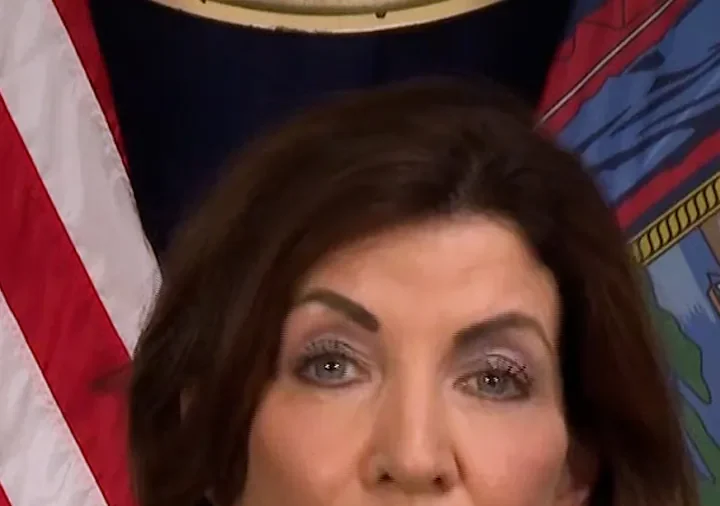 Gov. Hochul Urges Federal Gun Law Reform After NYC Shooting