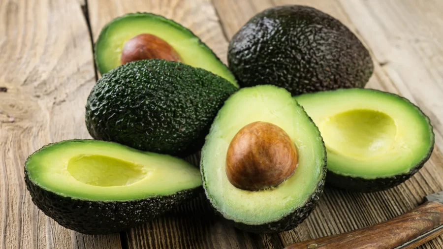 What’s the ‘Avocado Effect’ on Inflammation, Blood Pressure, and Brain Aging? Any Avocado Side-Effects?