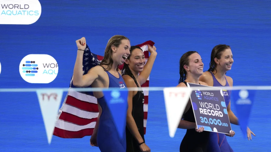 Americans Finish Strong With Women’s Medley Relay World Record in Swim Worlds to Top Medal Tables