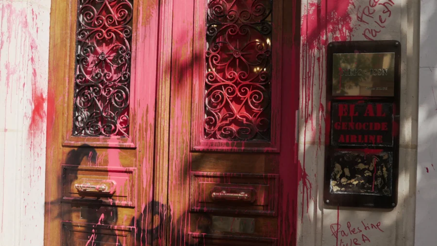 Israeli Airline Office in Paris Vandalized