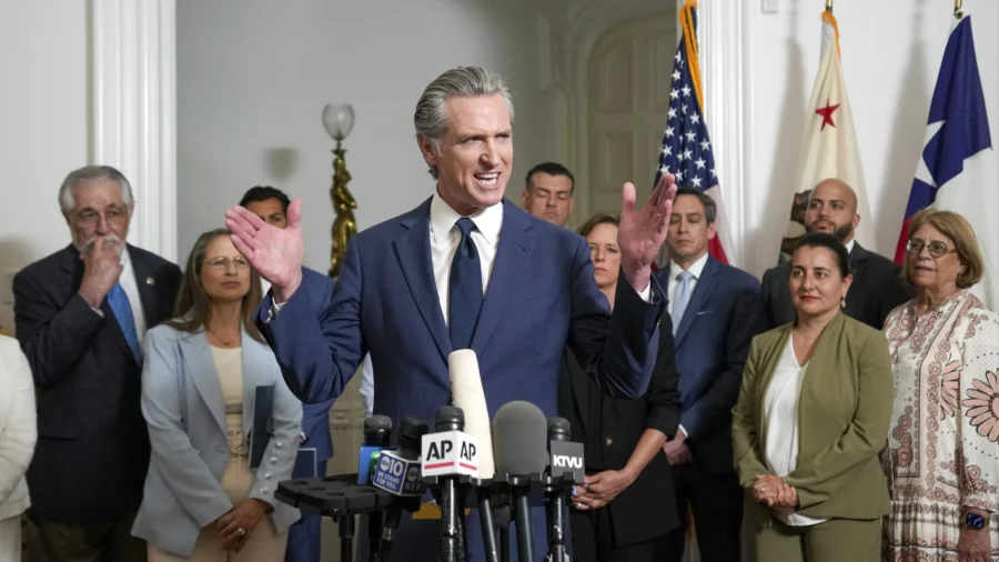 California Moves Forward With Special Redistricting Election to Counter Texas's Plan