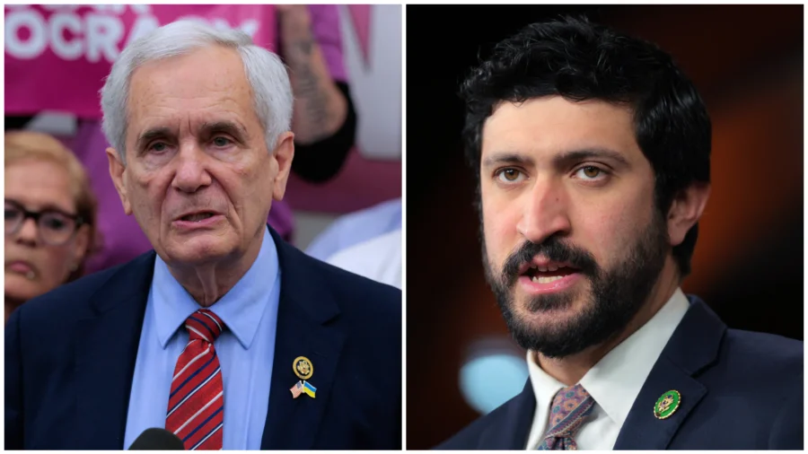 2 Texas Democrats Get Ready to Compete for Congressional Seat