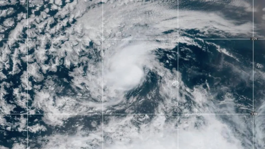 Floods Hit US as First Hurricane of the Season Expected to Form in the Atlantic