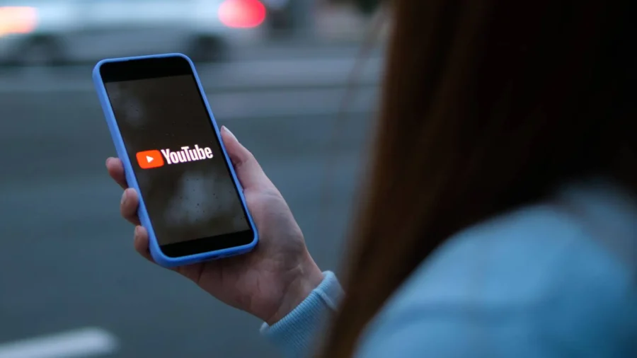 YouTube Starts Using AI to Guess Users' Ages