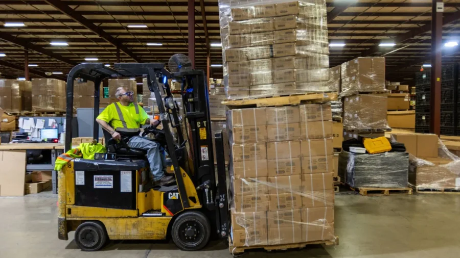 US Wholesale Inflation Rises More Than Expected in July