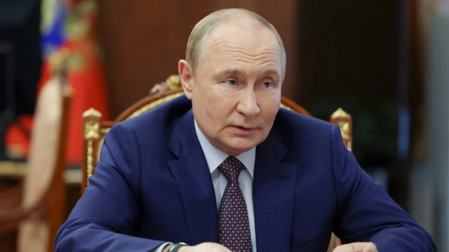 Putin Suggests US, Russia Could Make Nuclear Arms Deal