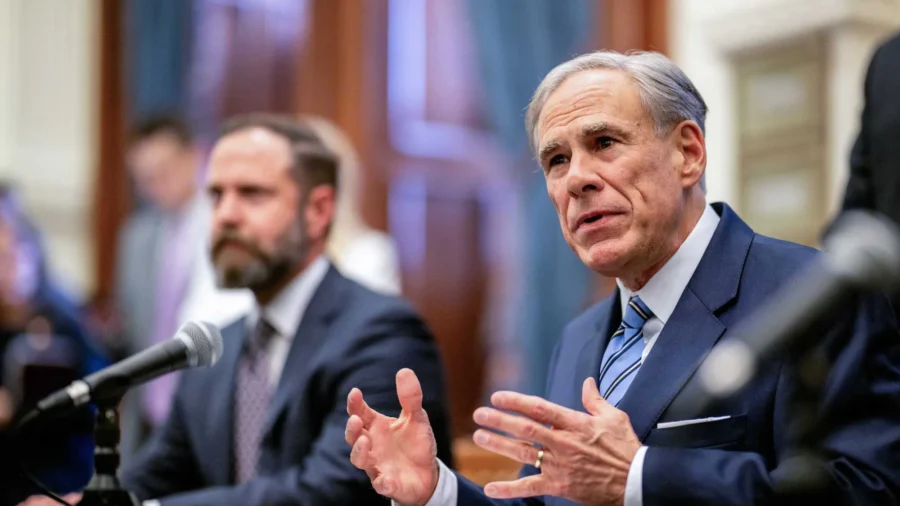 Texas Gov. Abbott Calls for Immediate Second Special Session on Redistricting