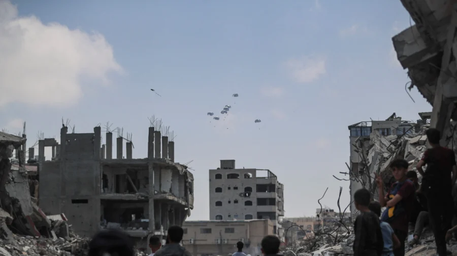 Israeli Military Relocate Residents to Southern Gaza
