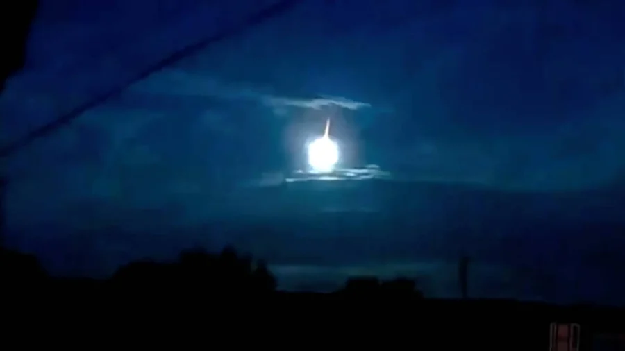 Dashcam Captures 'Fireball' Streaking Across Japan’s Night Sky