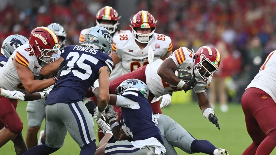 College Football Begins: Top 25 Matchup Saturday