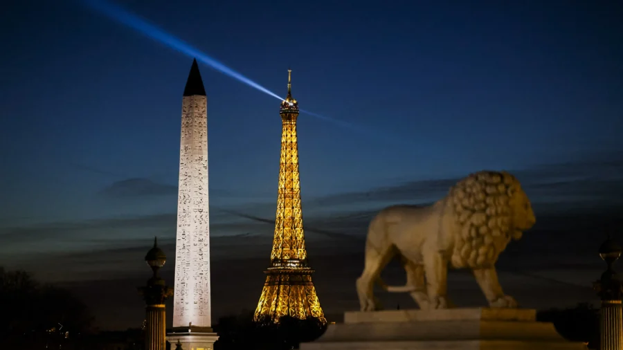 Eiffel Tower Lit in Blue and Yellow on Ukraine’s Independence Day