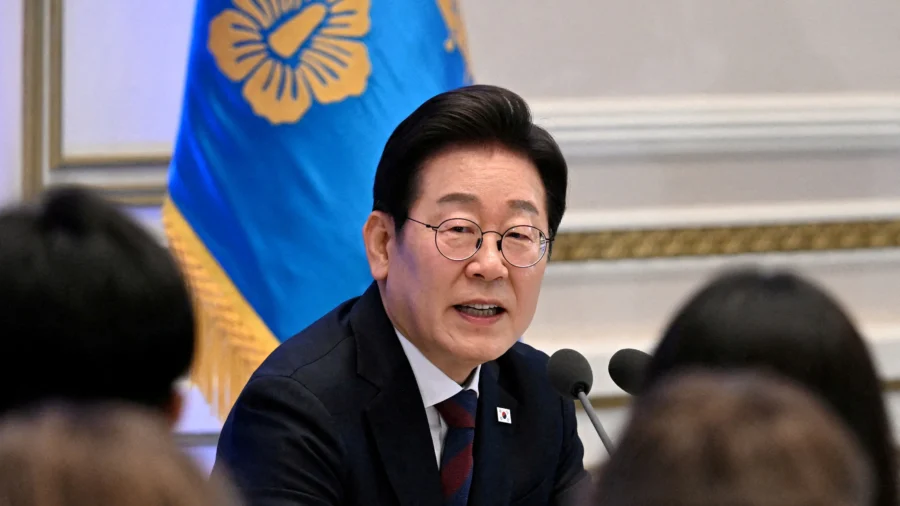 US–South Korea Summit Expected to Focus on Trade, Defense