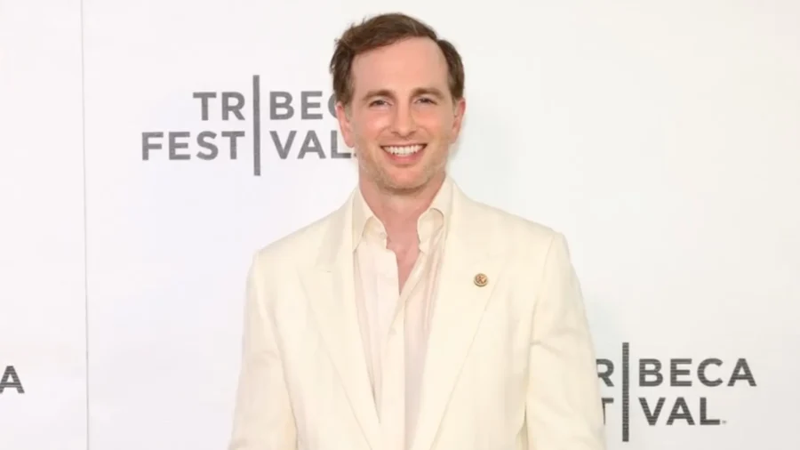 Trump Appoints Airbnb Co-founder to Head Government Website Redesigns