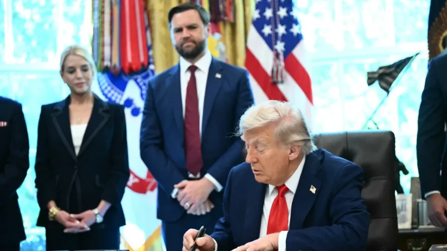 Trump Signs Proclamation Honoring Americans Killed in the Afghanistan Evacuation