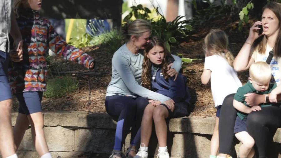 Parents Need to Talk to Children Proactively About Minnesota Catholic School Shooting: Psychiatrist