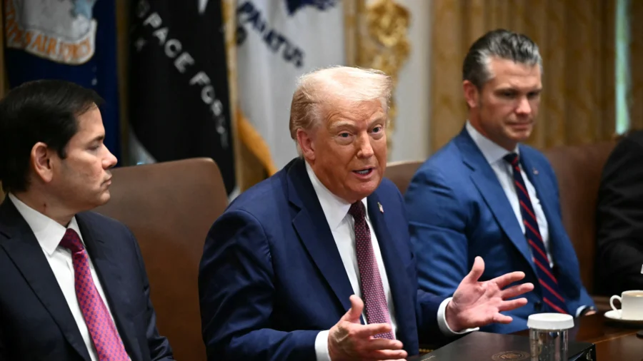 Trump Hosts White House Meeting on Gaza’s Future