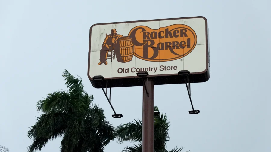 Cracker Barrel Logo Misstep Due to 'Woke' Leadership Picks: Analyst