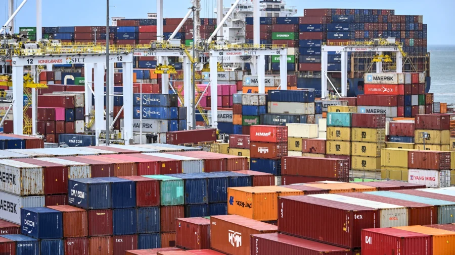 Panel Analysis: Ruling Against Trump's Reciprocal Tariffs, Cuts in Foreign Aid, Ending of the de Minimis Tariff Exemption