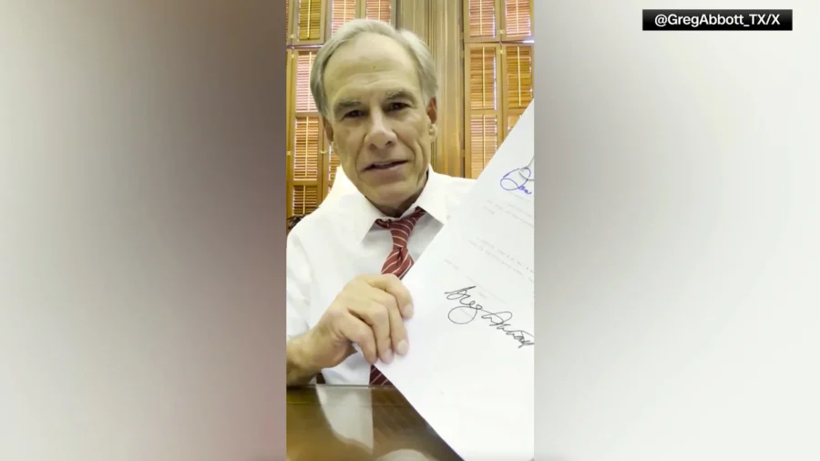Texas Gov. Greg Abbott Signs Bill Redrawing Congressional Map