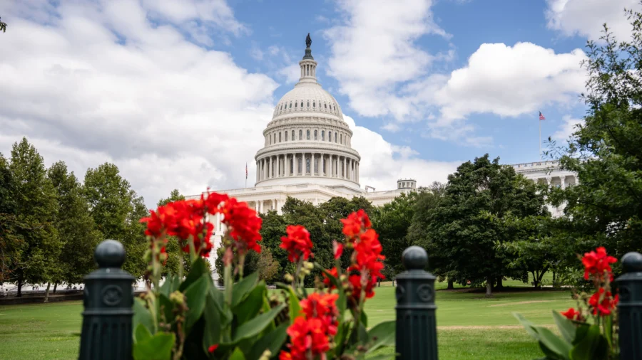 House Leaders Hold Weekly Press Conferences
