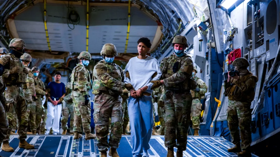 US Appeals Court Rules Trump’s Use of Wartime Law for Deportations Is Illegal