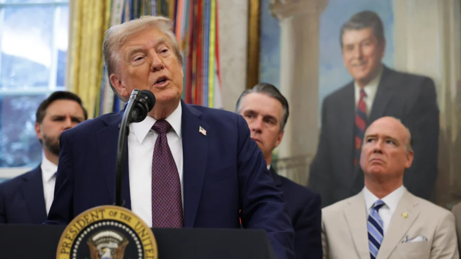 Trump Says Admin Will Ask Supreme Court for Expedited Ruling on Tariffs