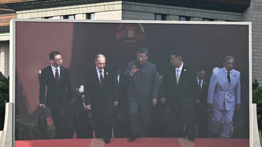 Xi, Putin, and Kim Discuss Organ Transplants and Living to 150 in Hot-Mic Moment