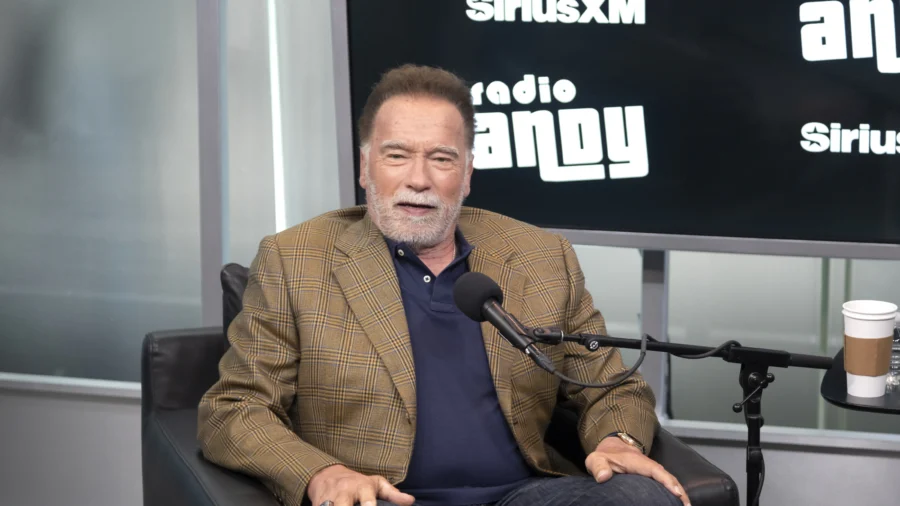 Schwarzenegger Urges California Voters to Reject Newsom’s Redistricting Plan