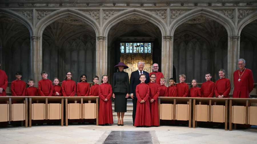 Trump, First Lady Tour St. George's Chapel at Windsor Castle