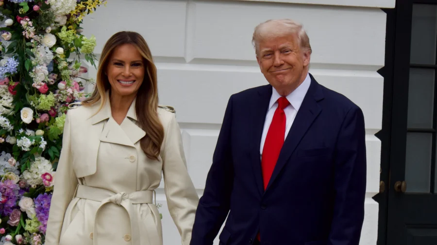 Trump and Melania Depart New York for the White House