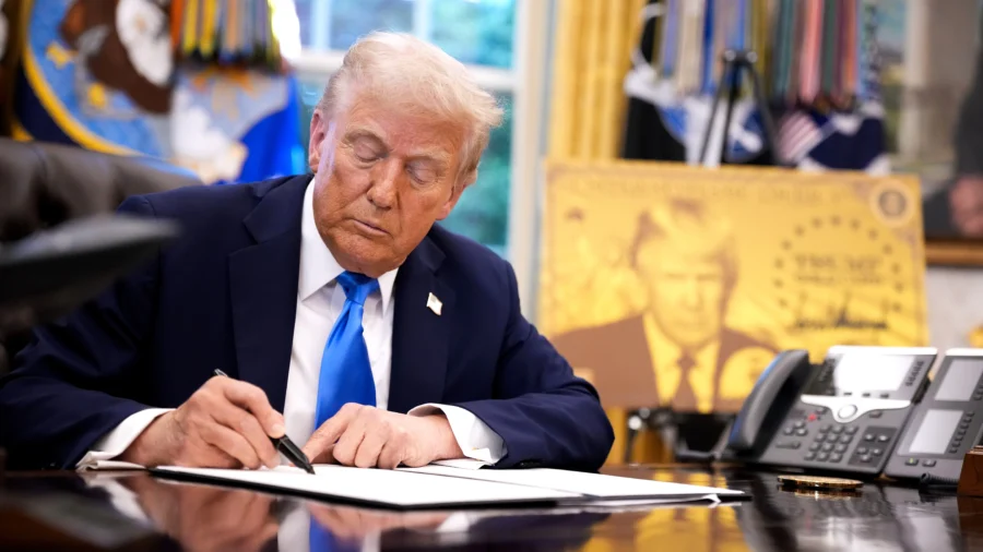 Trump Signs Executive Orders (Sept. 25)