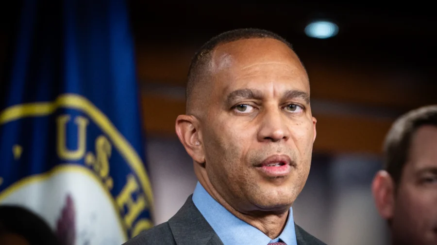 House Democratic Leader Holds Press Conference on Shutdown and Health Care