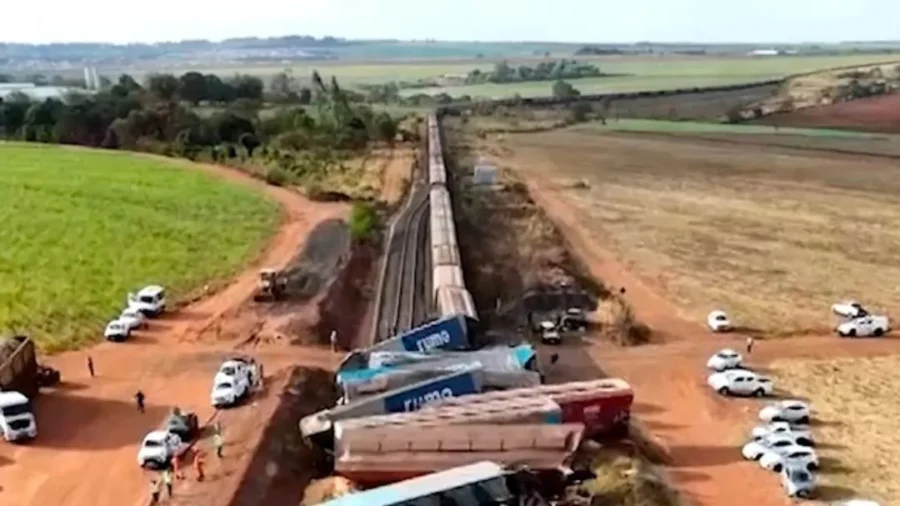 Cargo Train Derails After Colliding With a Truck in Brazil
