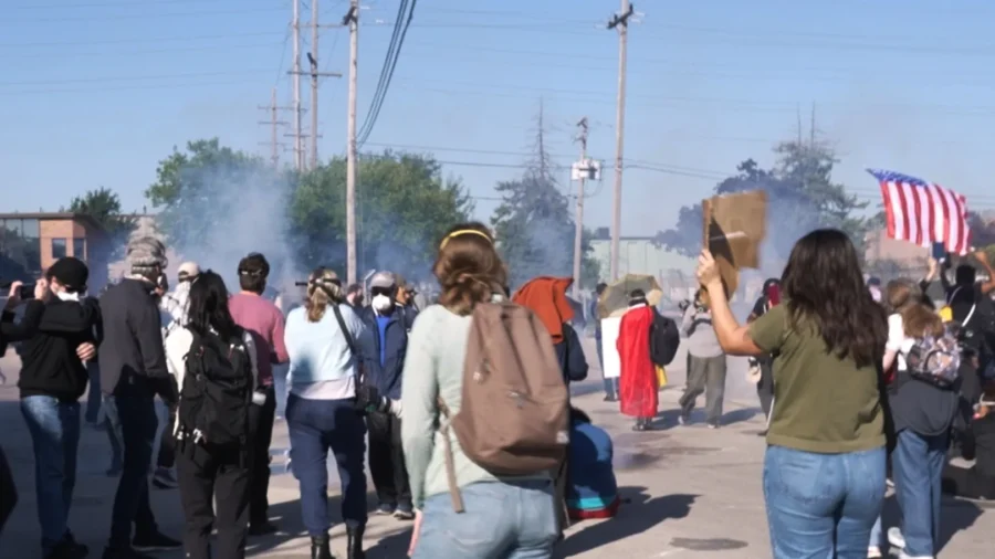 Protesters, Federal Agents Clash Outside ICE Facility Near Chicago