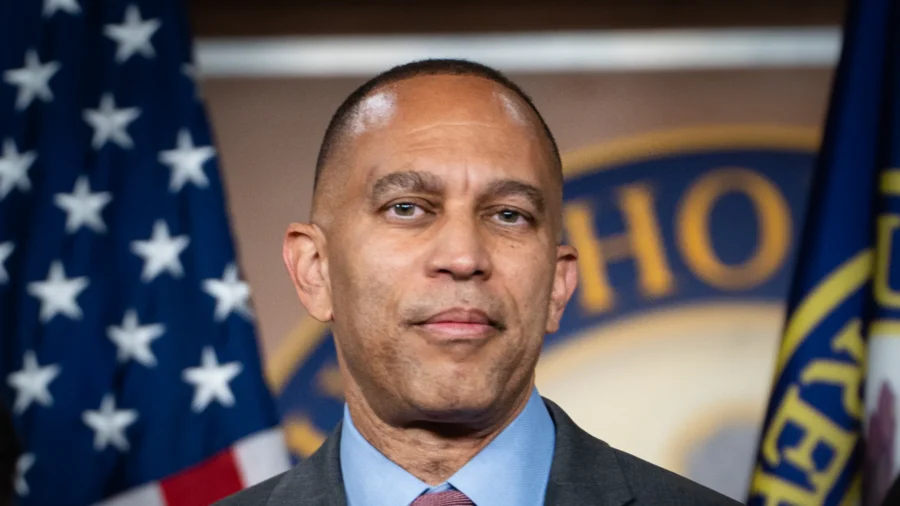 Democratic House Minority Leader Jeffries Speaks to Media (Sept. 29)