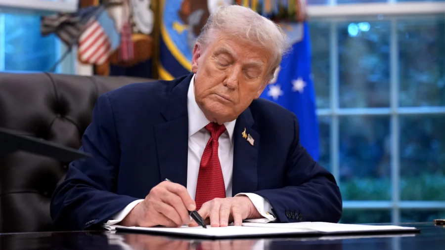 Trump Signs Executive Orders (Sept. 30)