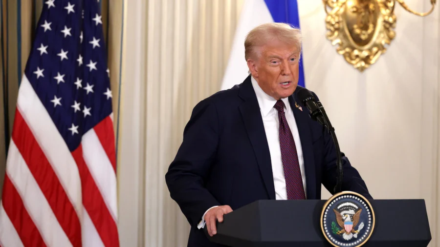 Trump's Gaza Peace Plan Means Hamas Would 'Have to Accept Surrender': Analyst