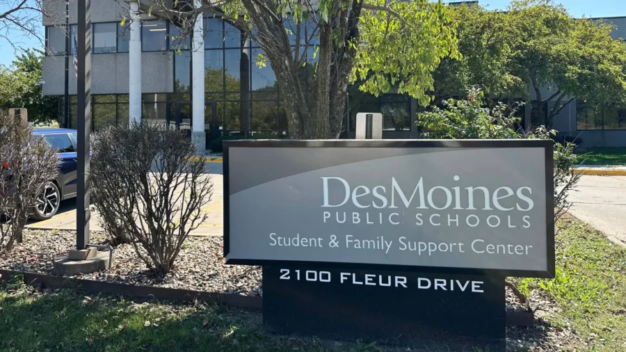 DOJ Probes Iowa's Largest School District Over DEI After Superintendent's Arrest