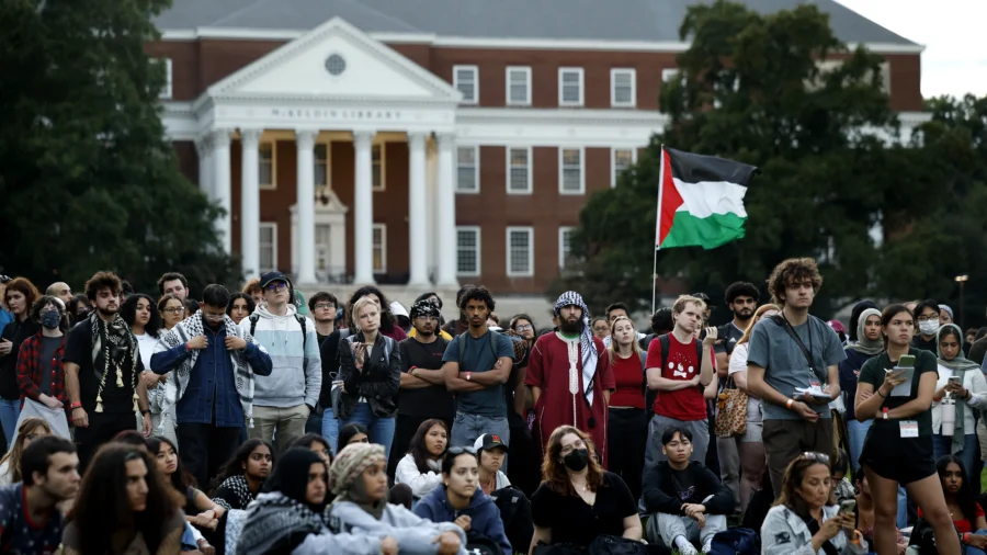 Anti-Israel Campus Group Holds Vote on Jewish Holy Day