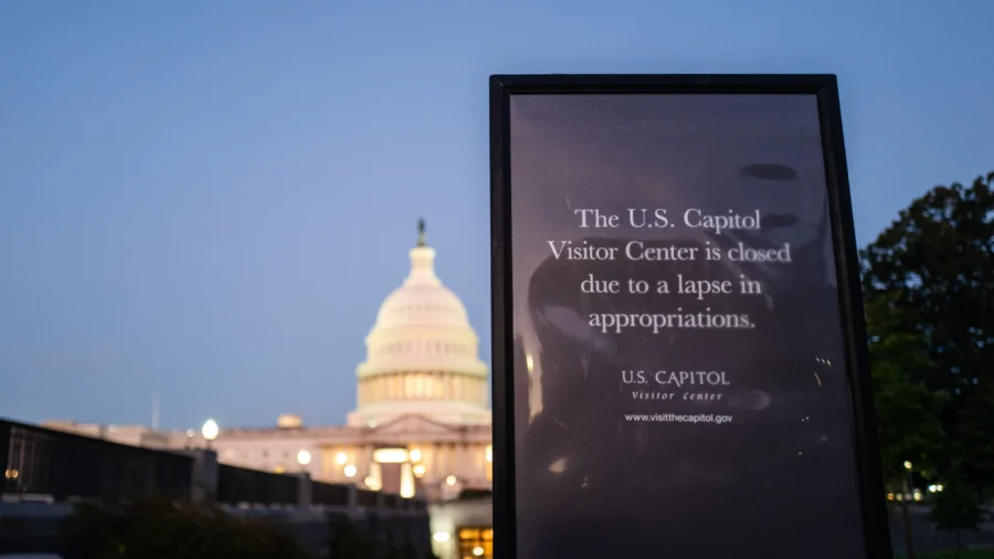 White House Official Says Layoffs Will Start Soon If Shutdown Talks Go Nowhere