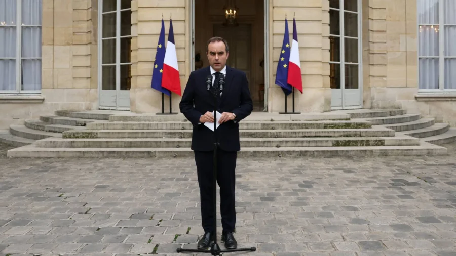France's New Prime Minister Quits Hours After Announcing Cabinet
