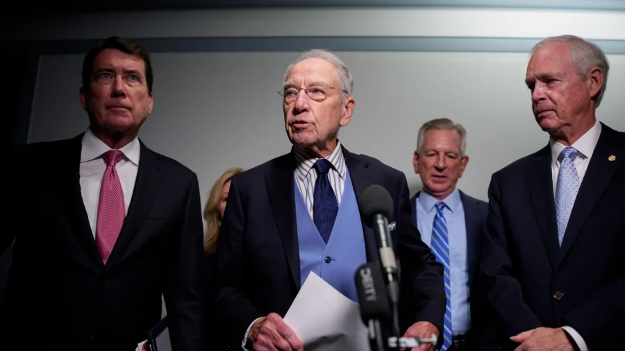 FBI Spied on GOP Senators During Biden Administration: Sen. Grassley