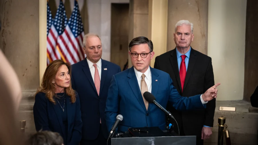 House Speaker, Other Leaders Hold Press Conference on Shutdown