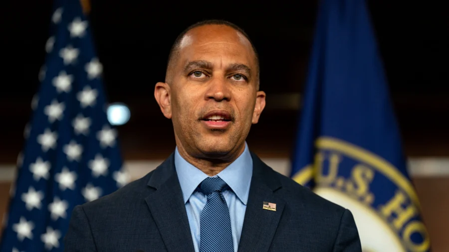 LIVE NOW: House Minority Leader Jeffries Speaks to Press on 24th Day of Shutdown