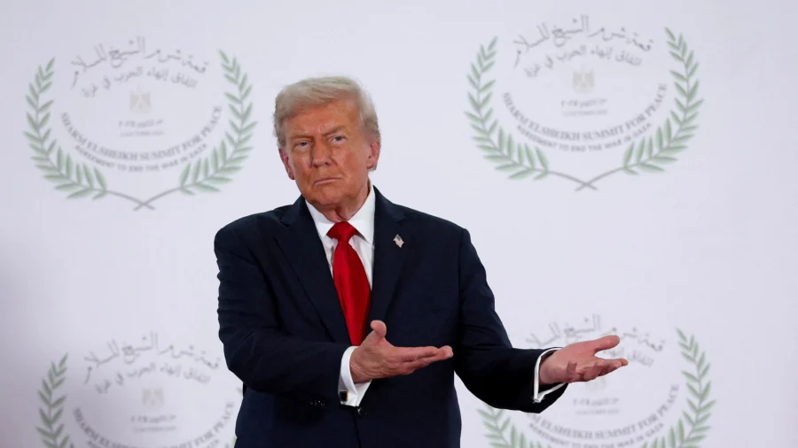 Analysis: Trump Balances Diplomatic Gains Abroad, Shutdown and ICE Crisis at Home