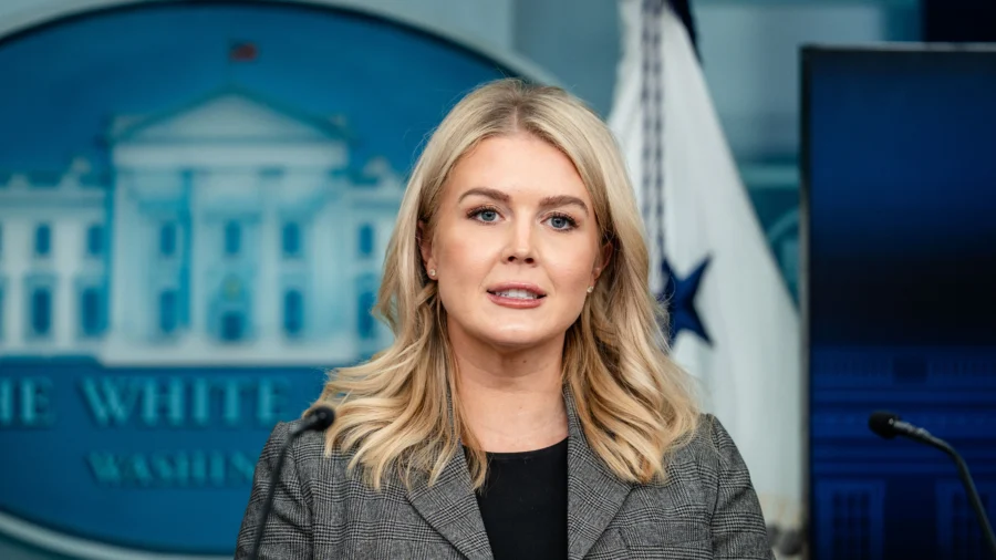 White House Press Secretary Briefs Media on Trump–Putin Call