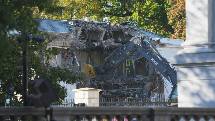 Construction of New Privately-Funded White House Ballroom Begins
