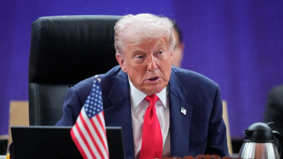 LIVE NOW: Trump Delivers Keynote at APEC CEOs Luncheon and Receives High Honor in South Korea